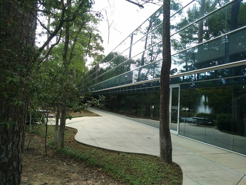 More Photos Of 2700 Research Forest Dr, The Woodlands Office For Lease