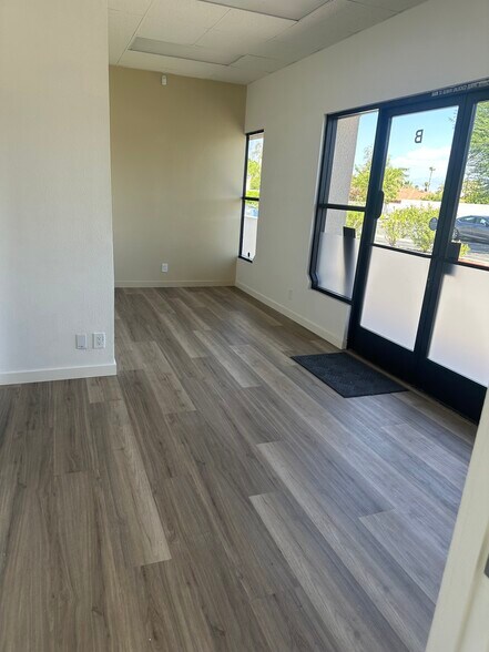 More Photos Of 74050 Alessandro Dr, Palm Desert Medical For Lease