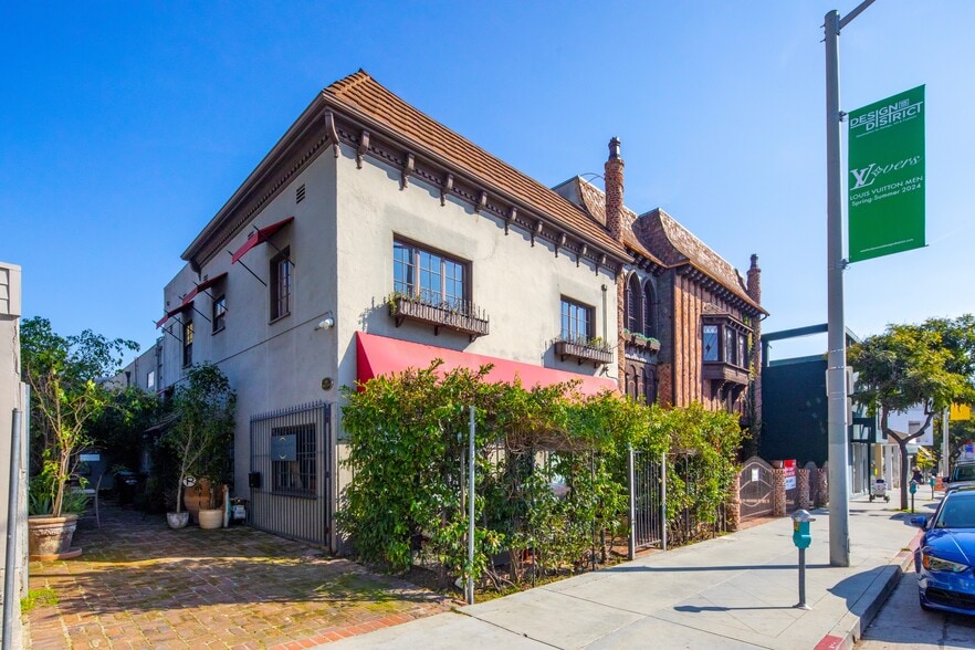 Primary Photo Of 650 N Robertson Blvd, West Hollywood Loft Creative Space For Lease