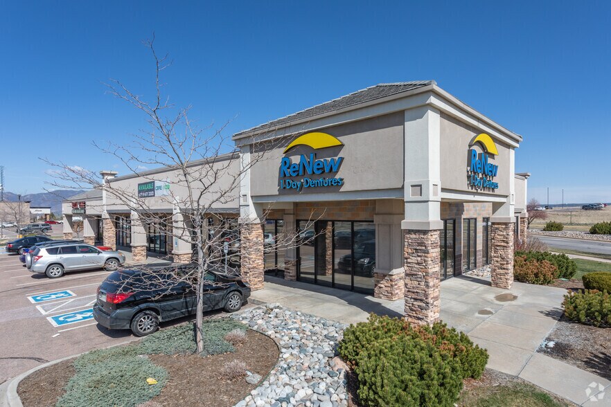 Primary Photo Of 8770-8794 N Union Blvd, Colorado Springs General Retail For Lease