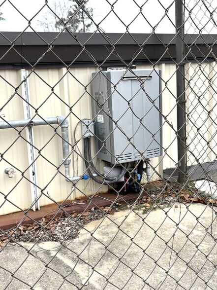 More Photos Of 629 E Forsyth St, Americus Office For Sale