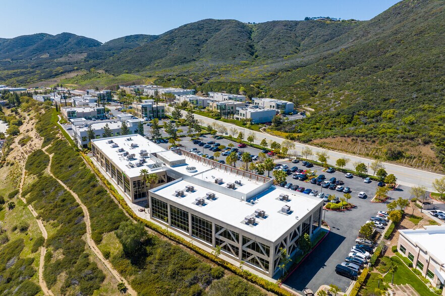 More Photos Of 27368 Via Industria, Temecula Office For Lease
