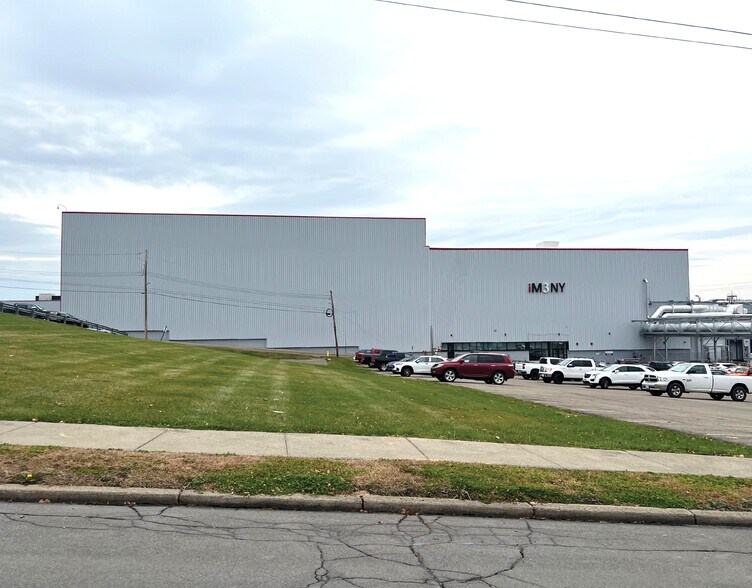 More Photos Of 1701L North St, Endicott Unknown For Lease