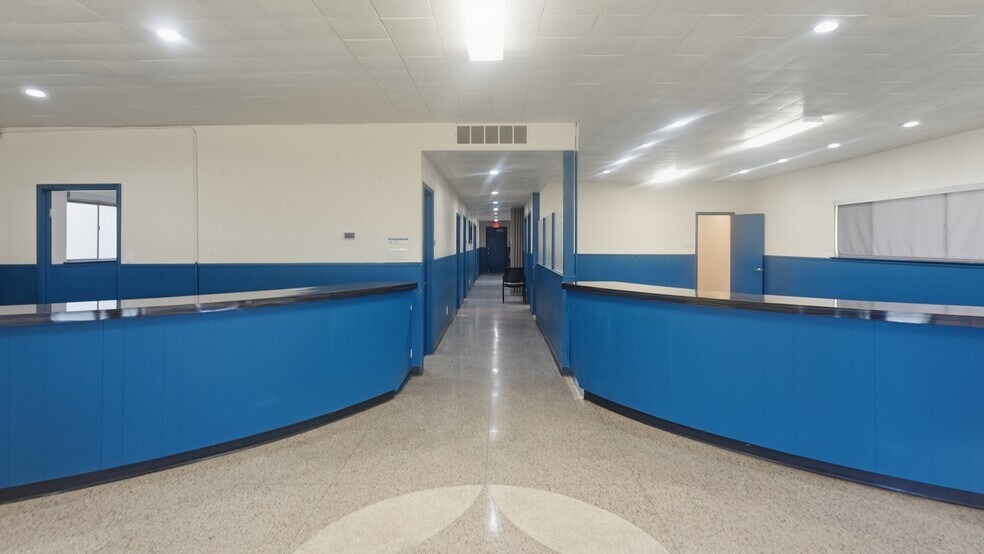 More Photos Of 324 S Gateway Dr, Madera Medical For Sale