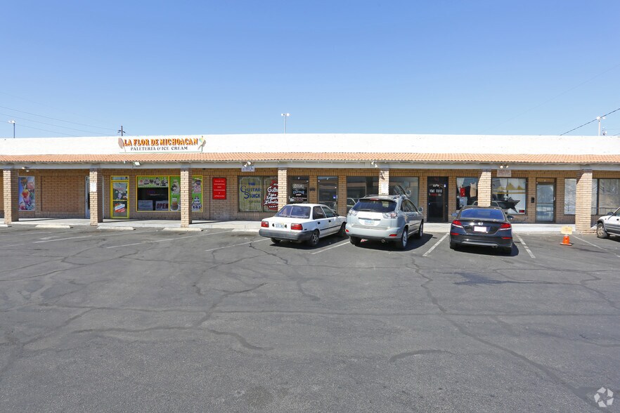 More Photos Of 3021 E Charleston Blvd, Las Vegas General Retail For Sale