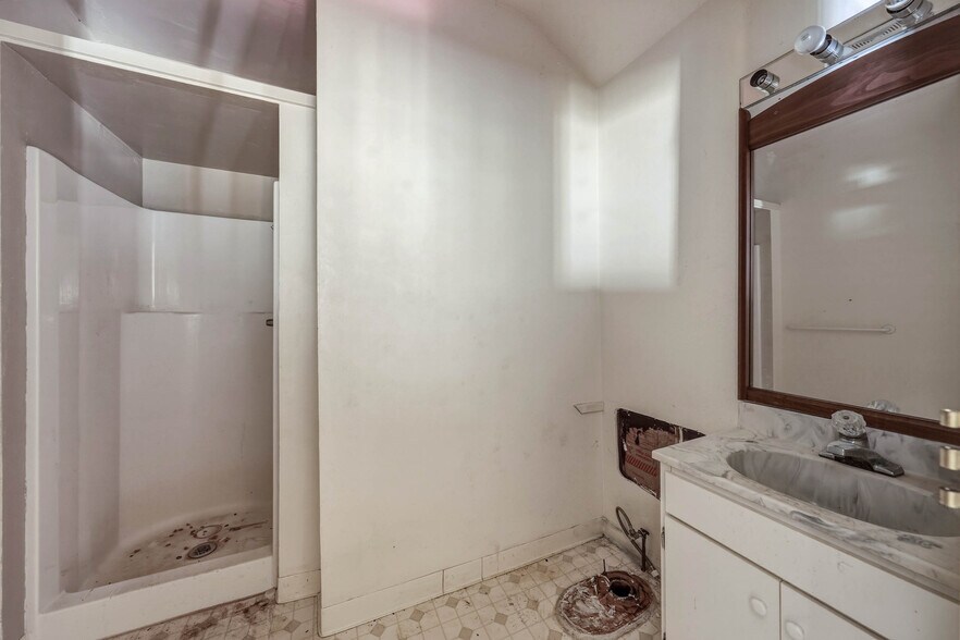 More Photos Of 12487 The Plaza, Clearlake Oaks Religious Facility For Sale