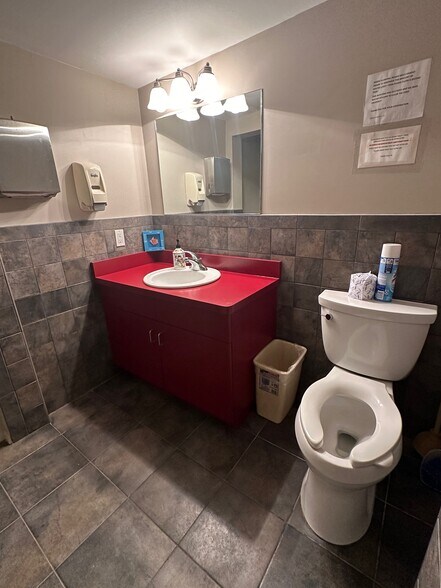 More Photos Of 32 Mercer St, Hackensack Office For Lease