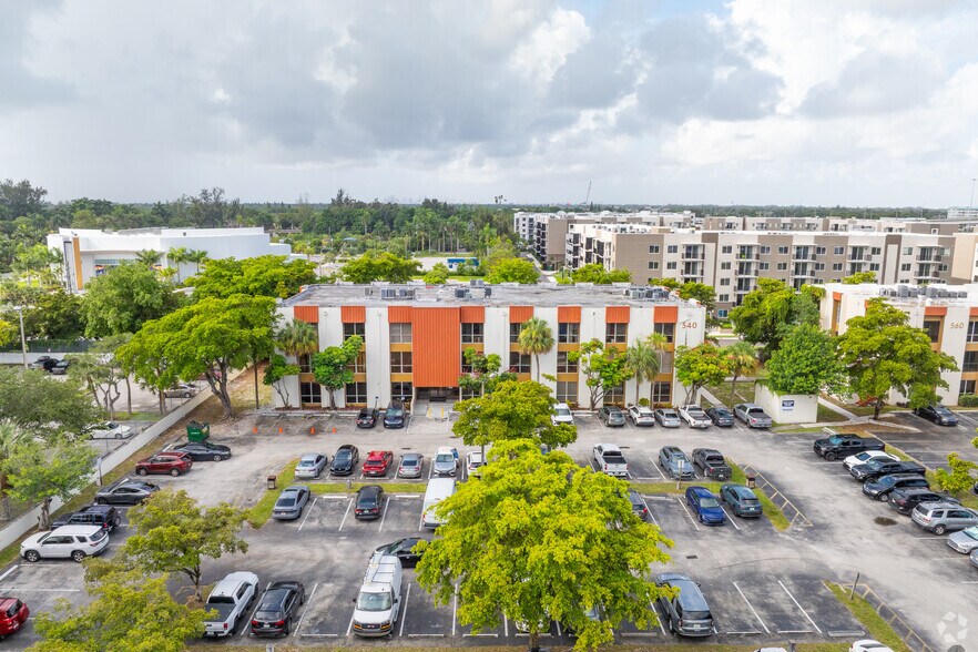 More Photos Of 540 NW 165th St, Miami Office For Lease