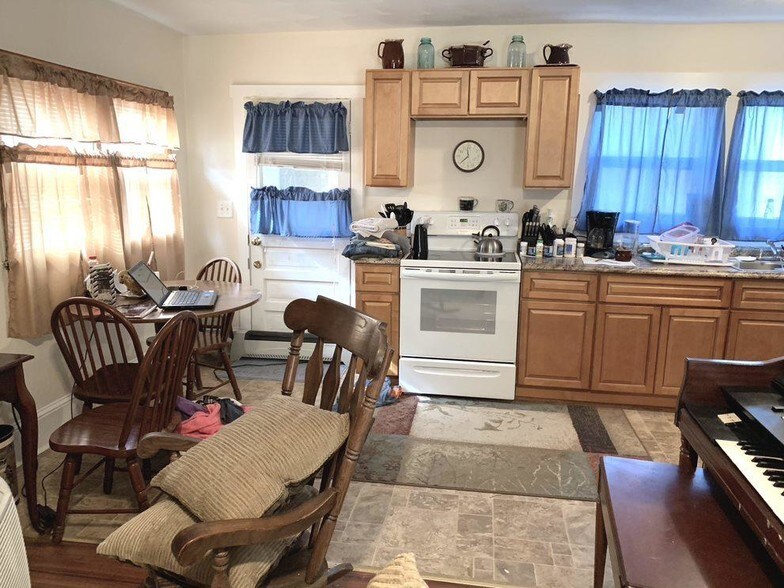 More Photos Of 579 Botetourt Rd, Fincastle Apartments For Sale