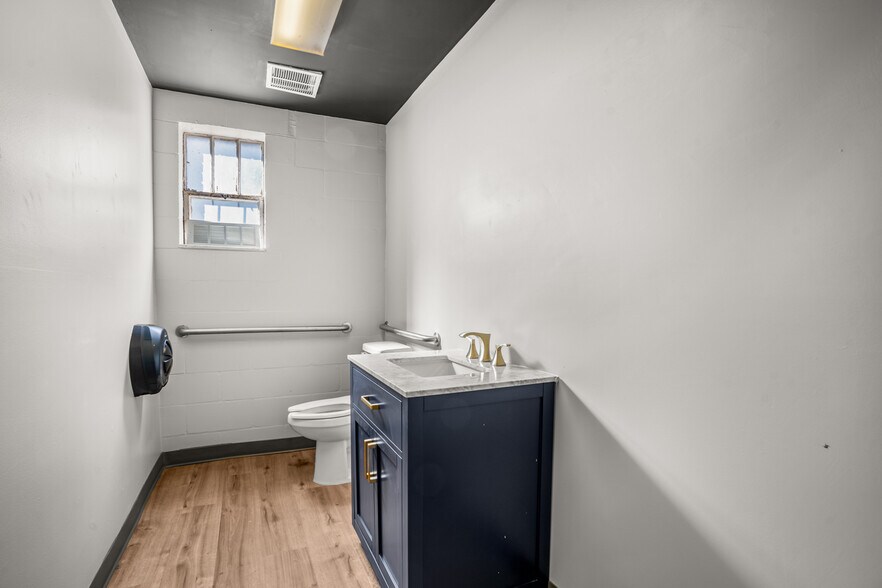 More Photos Of 8602 Tarpon Springs Rd, Odessa Specialty For Sale