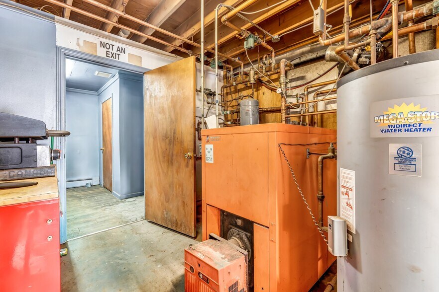 More Photos Of 163 Main Rd N, Frankfort Warehouse For Sale