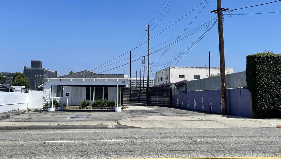 More Photos Of 951 W 223rd St, Torrance Land For Lease