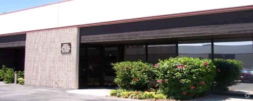 More Photos Of 9660 Topanga Canyon Pl, Chatsworth Warehouse For Lease