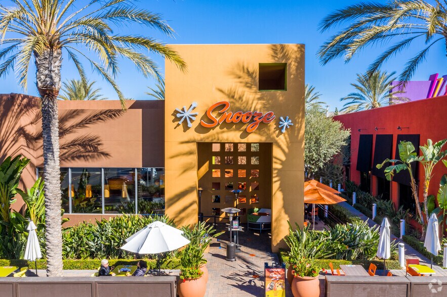 More Photos Of 2915-3011 El Camino Real, Tustin Unknown For Lease