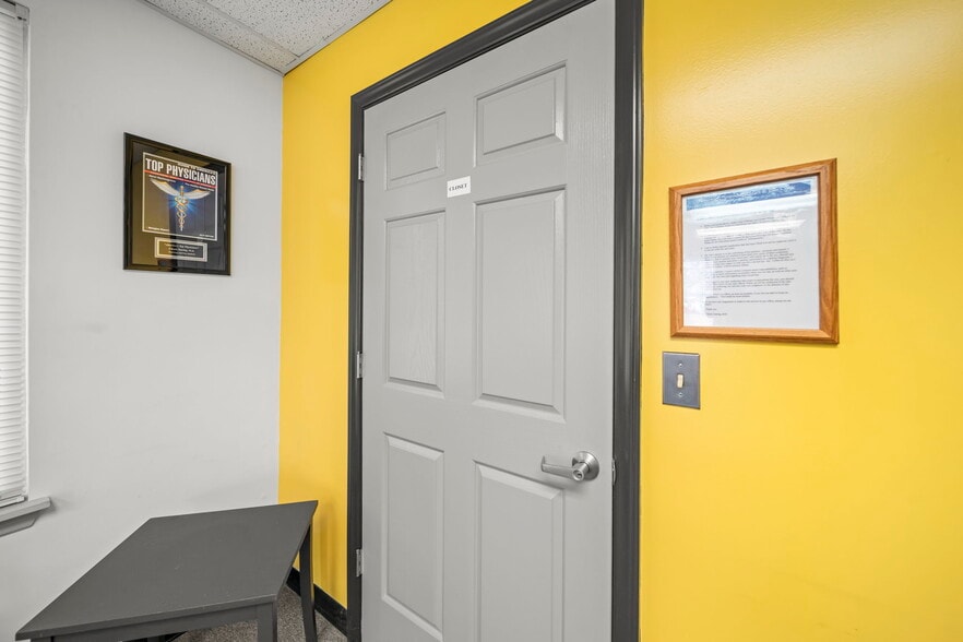 More Photos Of 1414 Ellen St, Monroe Medical For Sale