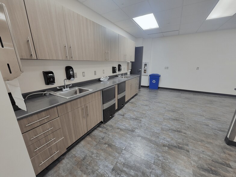 More Photos Of 1400 Industries Rd, Richmond Office For Lease