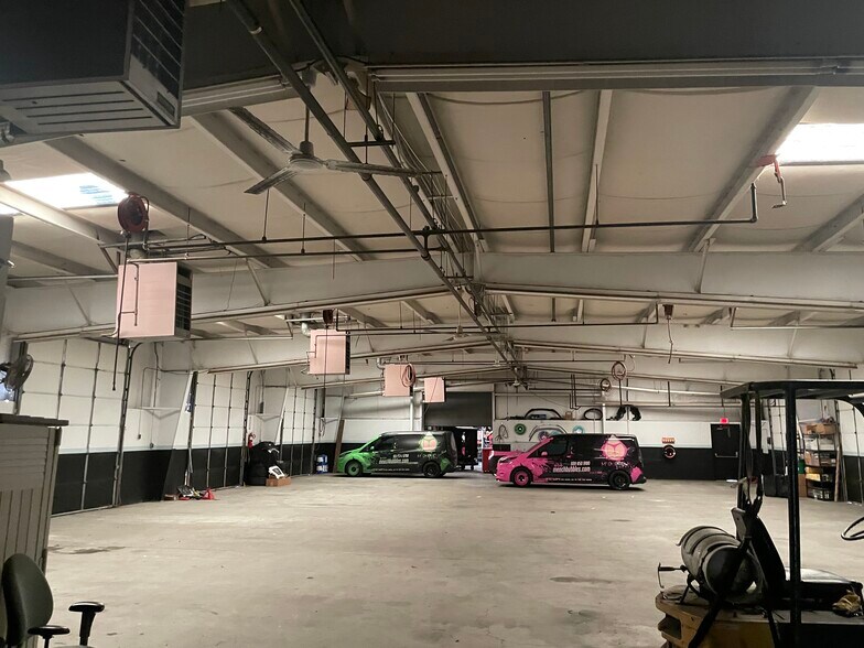 More Photos Of 1305 Industrial Hwy, Cinnaminson Warehouse For Lease