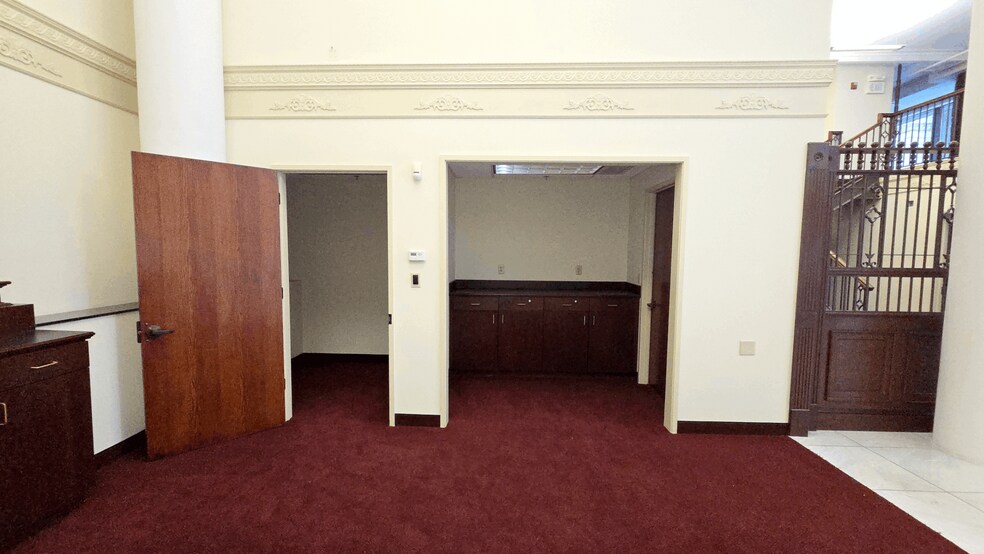 More Photos Of 822 Olive St, Saint Louis Office For Lease