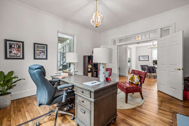 More Photos Of 617 W Jones St, Raleigh Loft Creative Space For Lease