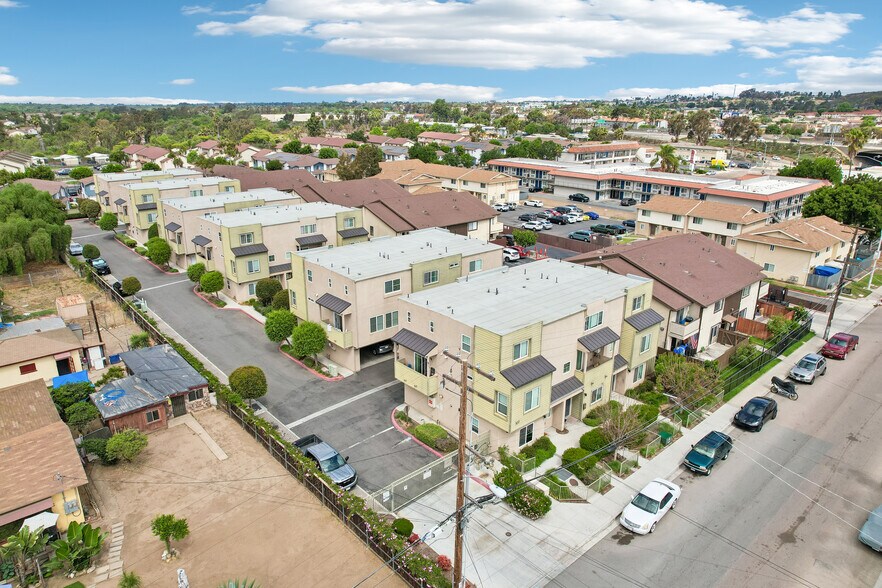 More Photos Of 307 Sycamore Rd, San Ysidro Apartments For Sale