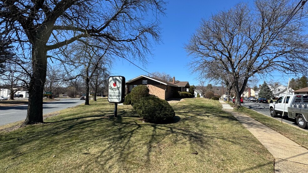 More Photos Of 210 Prospect Ave, Phillipsburg Office For Sale