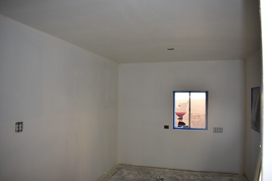 More Photos Of 6821 Suva St, Bell Gardens Warehouse For Lease