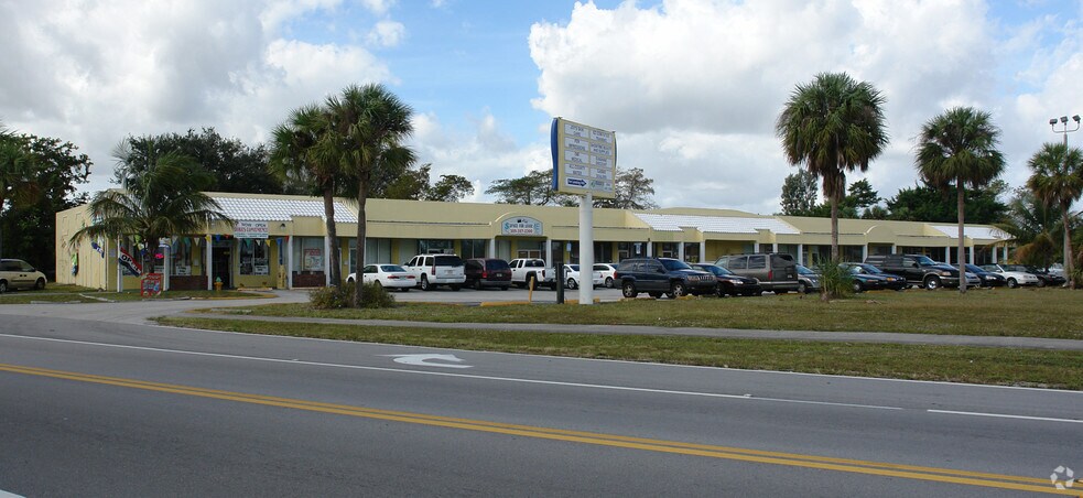 More Photos Of 7601-7625 Davie Road Ext, Hollywood Coworking Space