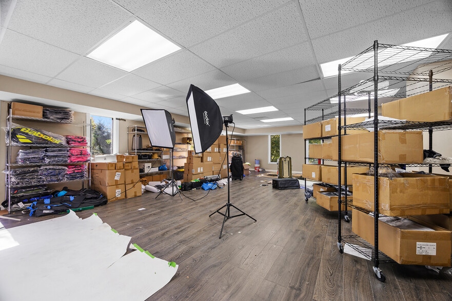 More Photos Of 11 Mayview Rd, Bridgeville Office For Sale