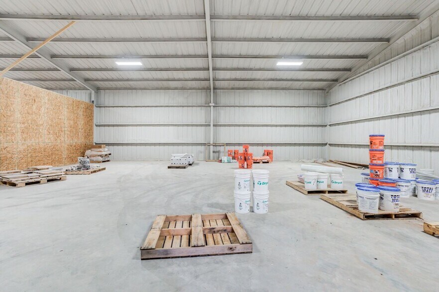 More Photos Of 4805 N Interstate 27, Lubbock Industrial For Sale