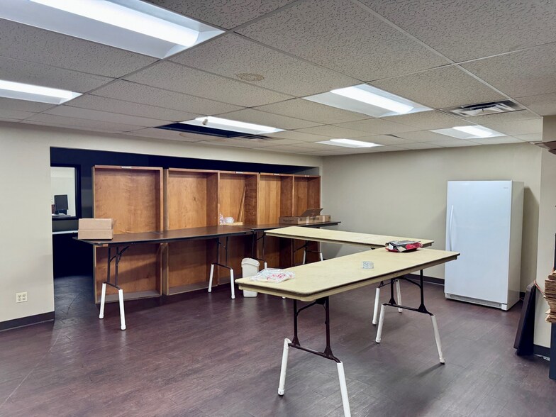 More Photos Of 4700-4760 Lima St, Denver Warehouse For Lease