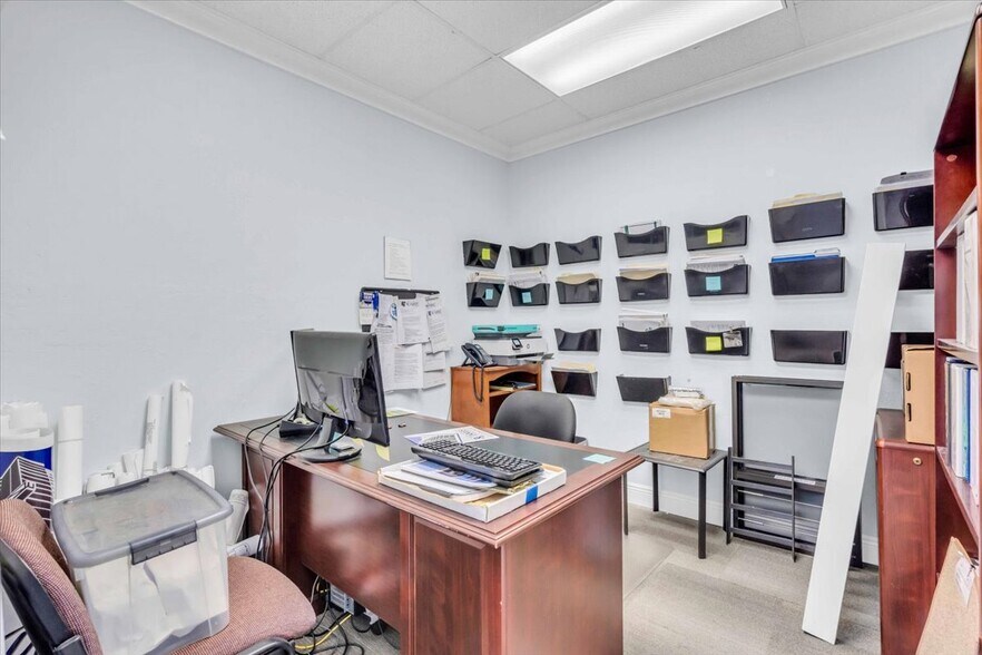 More Photos Of 3949 Evans Ave, Fort Myers Medical For Sale