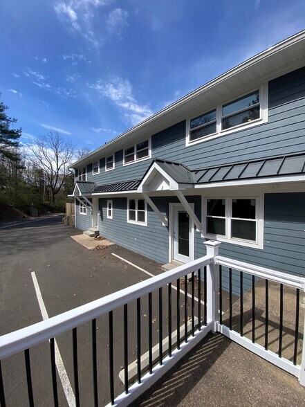 Primary Photo Of 1087 Taylorsville Rd, Washington Crossing Office For Lease