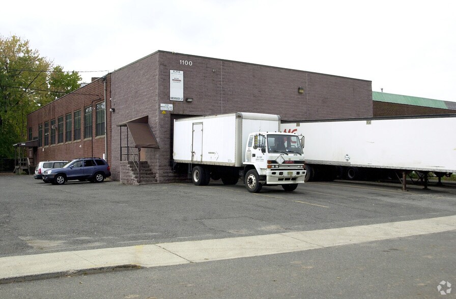 More Photos Of 1100 River St, Ridgefield Warehouse For Lease