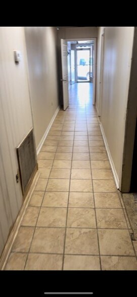 More Photos Of 120 E College Ave, Ashburn General Retail For Sale