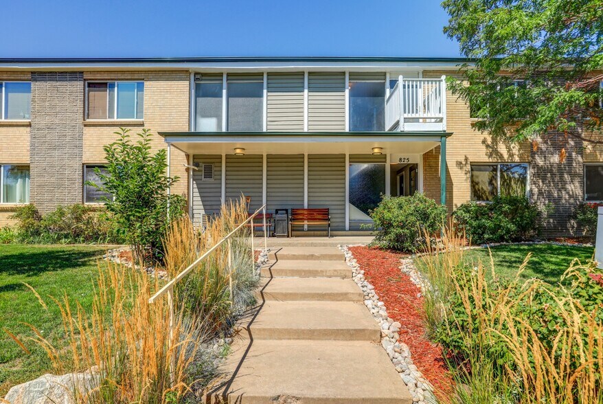 Primary Photo Of 809-825 Oak St, Lakewood Apartments For Sale