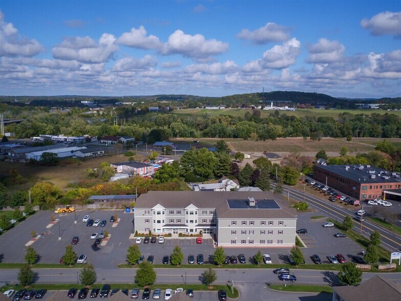 More Photos Of 386 Merrimack St, Methuen Medical For Sale