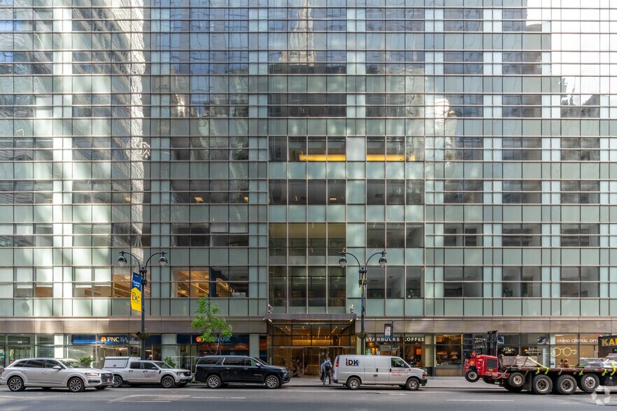 More Photos Of 340 Madison Ave, New York Office For Lease
