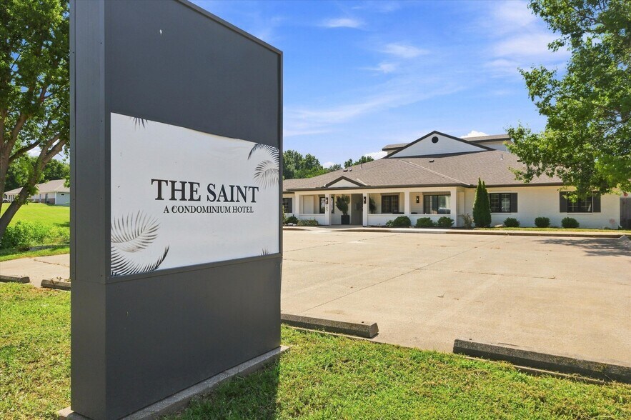 More Photos Of 107 Amity st, Louisburg Hotel For Sale