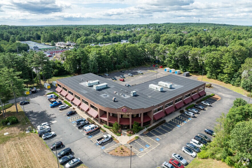 More Photos Of 10 Lincoln Rd, Foxborough Office For Lease
