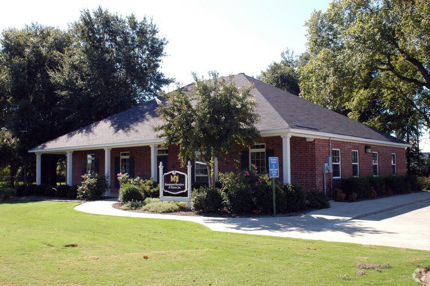 Primary Photo Of 3124 Kilpatrick Blvd, Monroe Office For Sale