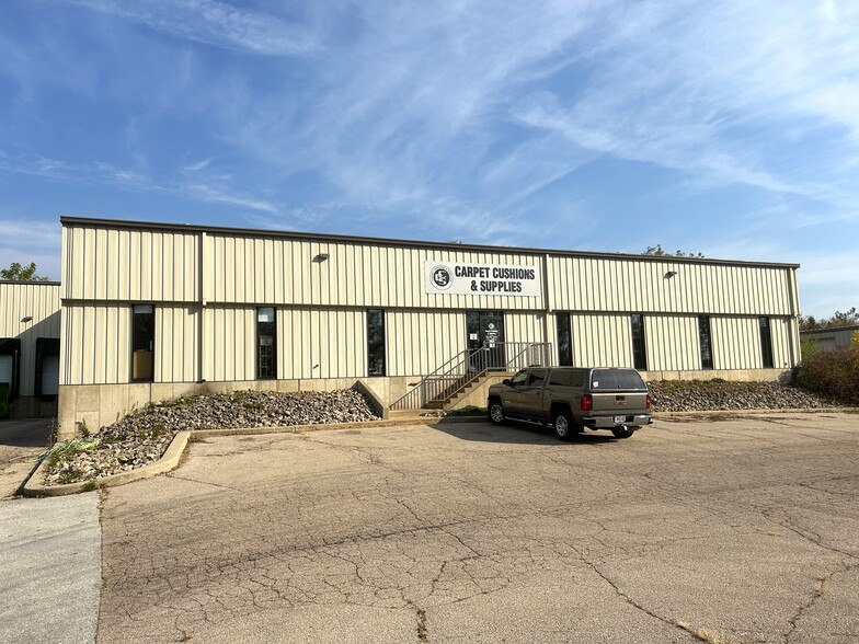 Primary Photo Of 814 Post Rd, Madison Warehouse For Sale