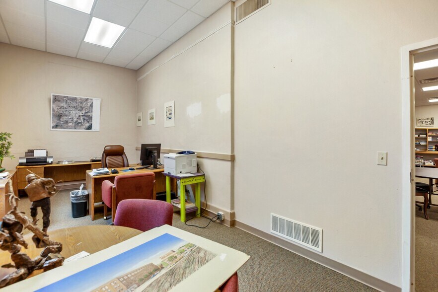 More Photos Of 124 N 3rd St, Cripple Creek Office For Sale