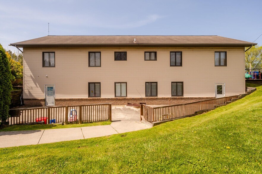 More Photos Of 3419 Hollywood Rd, Saint Joseph Daycare Center For Sale