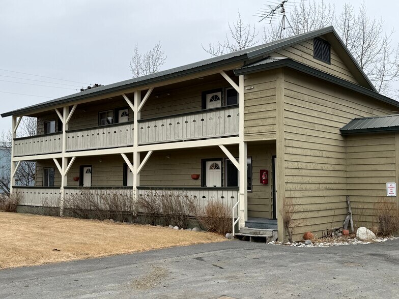 Primary Photo Of 51815 Kenai Spur Hwy, Kenai General Retail For Sale