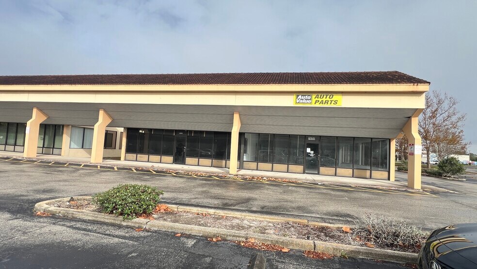More Photos Of 1602-1670 W Airport Blvd, Sanford Unknown For Lease