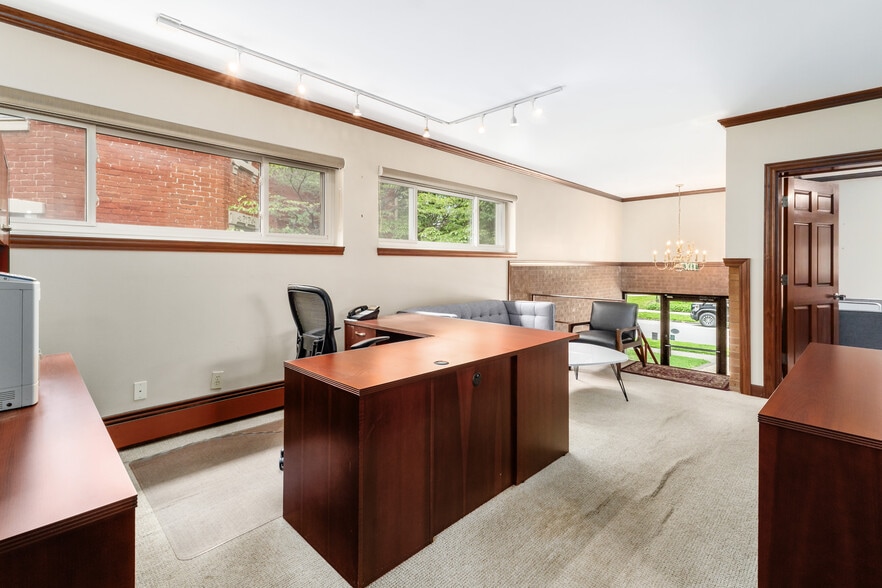 More Photos Of 53 W 3rd Ave, Columbus Office For Sale