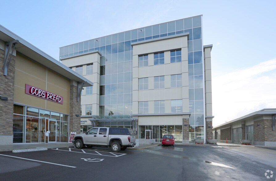 More Photos Of 29 Helmcken Rd, View Royal Office For Lease