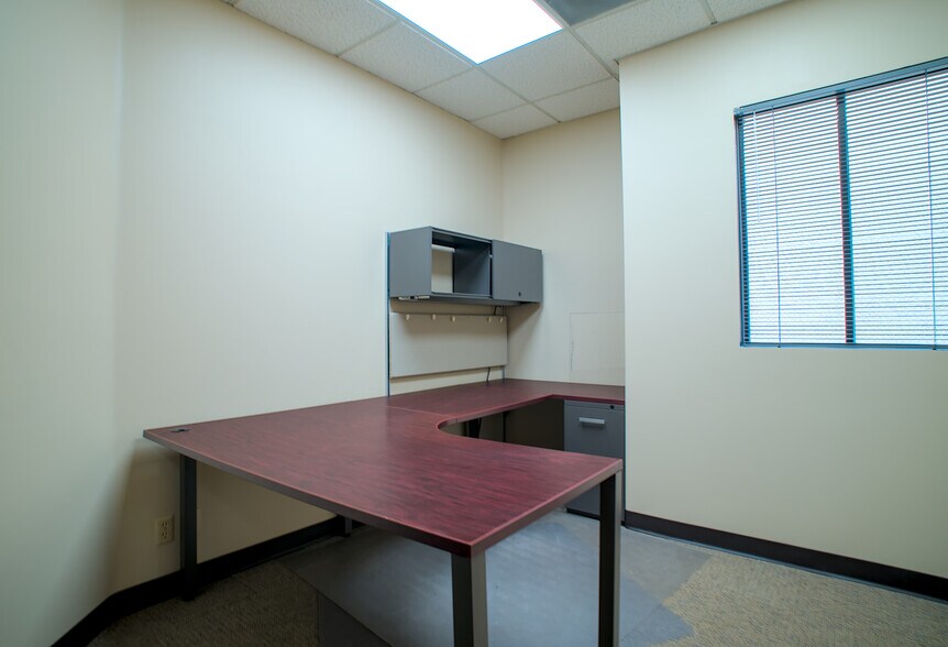 More Photos Of 1611 E 4th St, Santa Ana Loft Creative Space For Lease