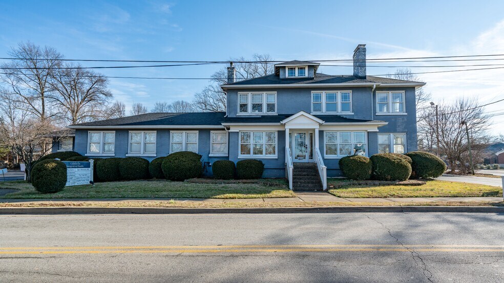 Primary Photo Of 105 Lyndon Ln, Louisville Medical For Sale