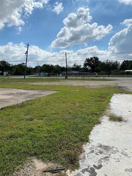 More Photos Of 11919 Market St, Houston Land For Sale